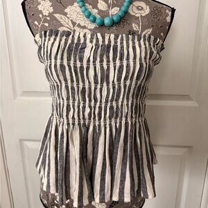 Universal Thread Black and White Sleeveless Smocked Peplum Blouse - Brand New!